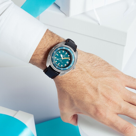 Light blue watch 2